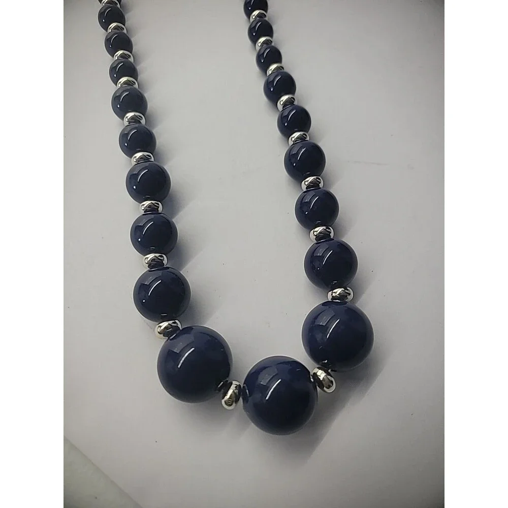 Vintage Necklace Beaded Blue Silver Tone Accent Graduated Jewelry Costume - Picture 10 of 10